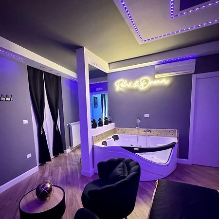 Le Suite Piazza Nuova Фоджа Екстериор снимка